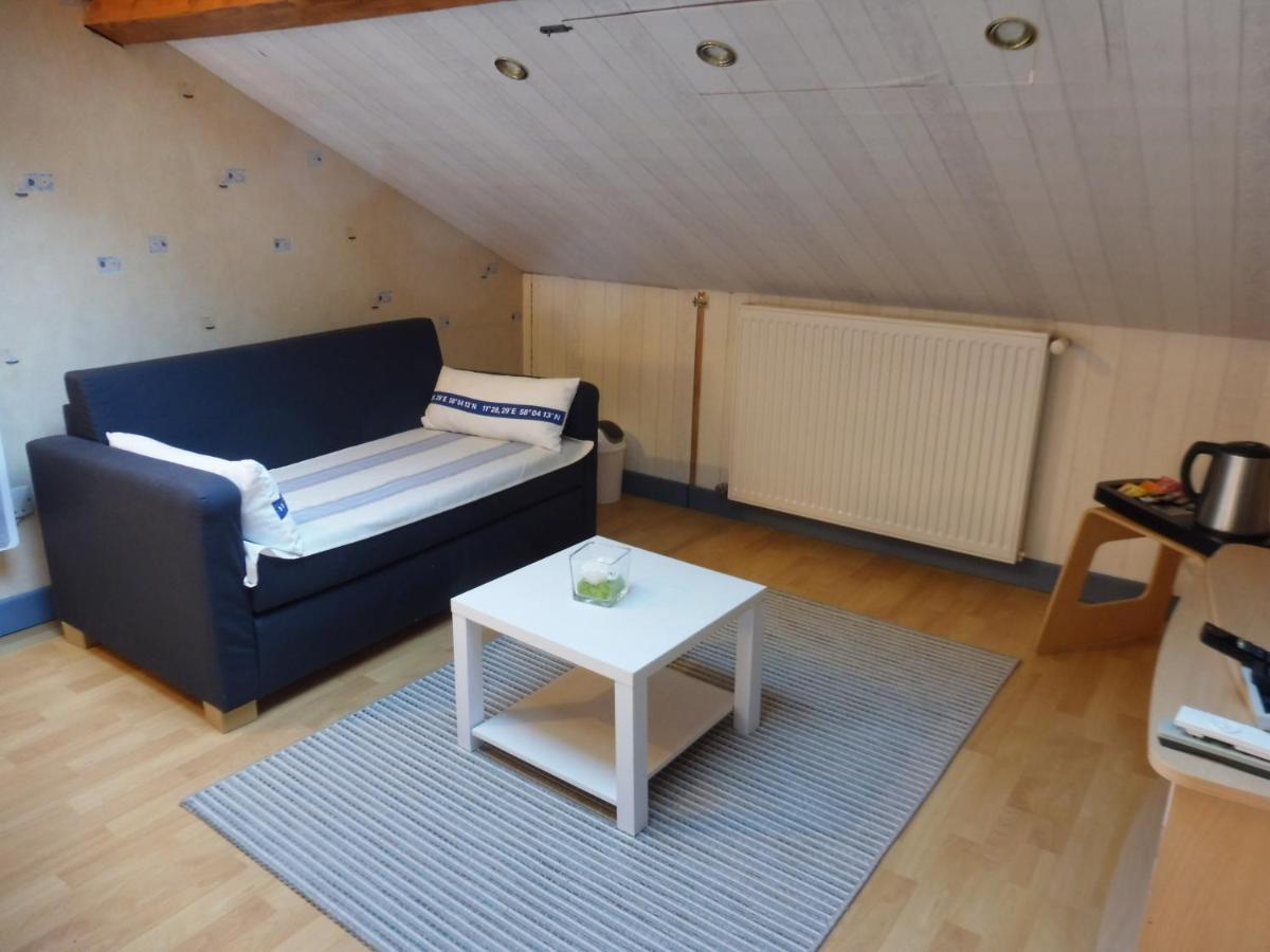 Les Aubretias Bed and Breakfast Fénay Exteriör bild