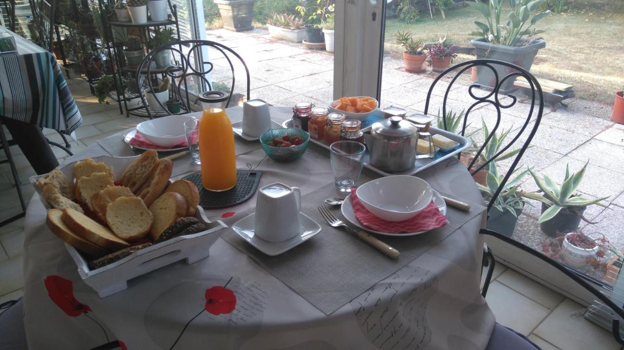Les Aubretias Bed and Breakfast Fénay Exteriör bild